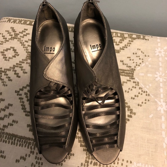 Fresh Styles - Picture 1 of 2